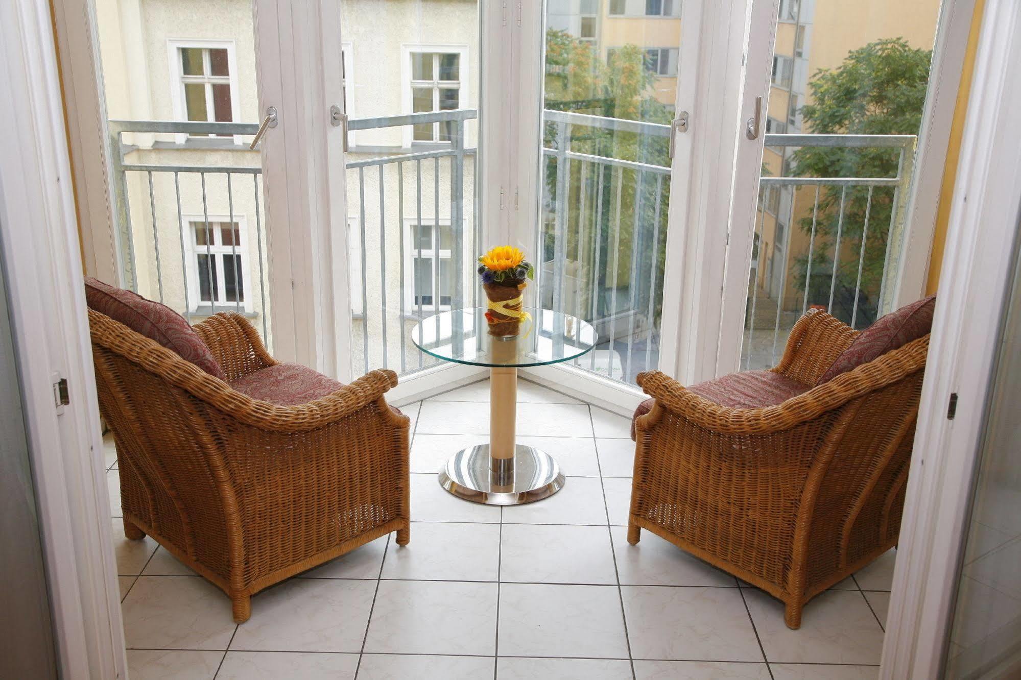 Hsh Hotel Apartments Mitte Berlino Esterno foto